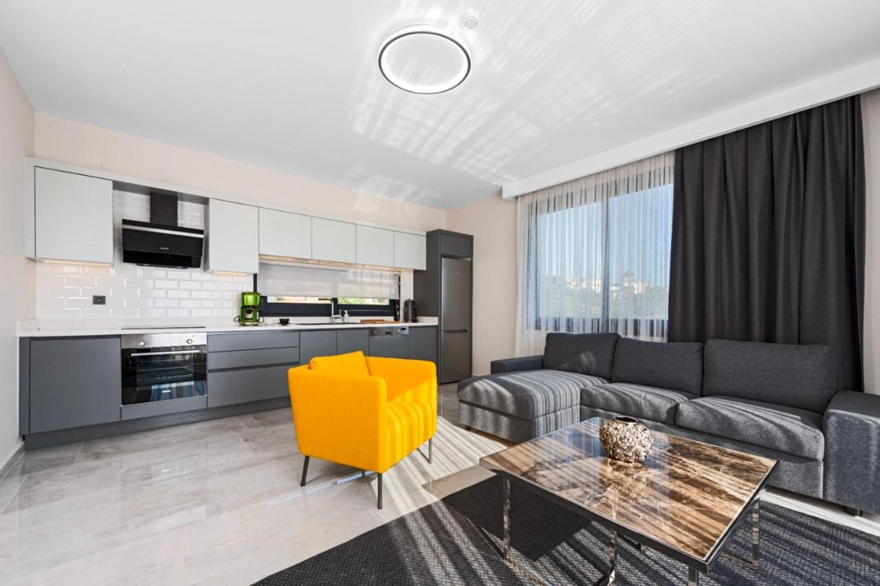 Kadagan Suites Ayasaranda เซสเม ภายนอก รูปภาพ